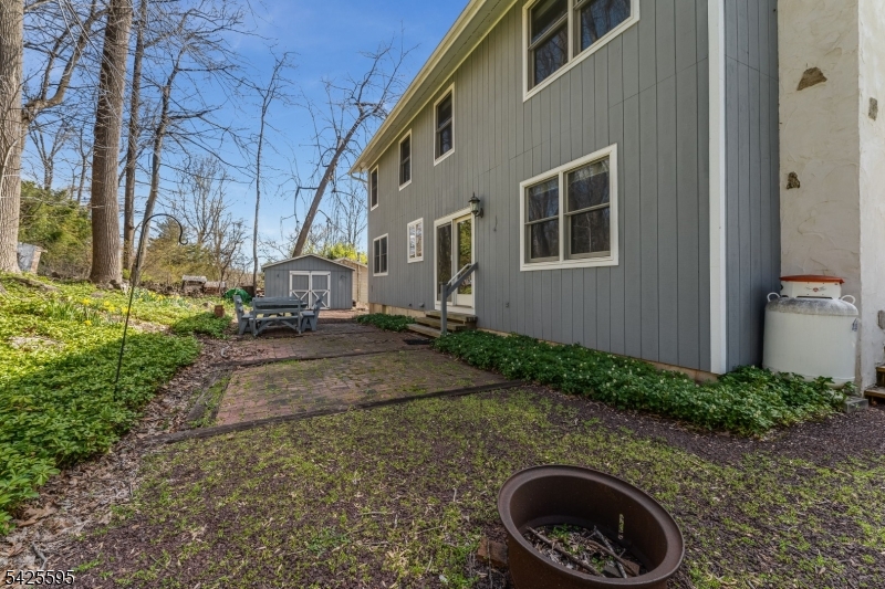 main property photo 41