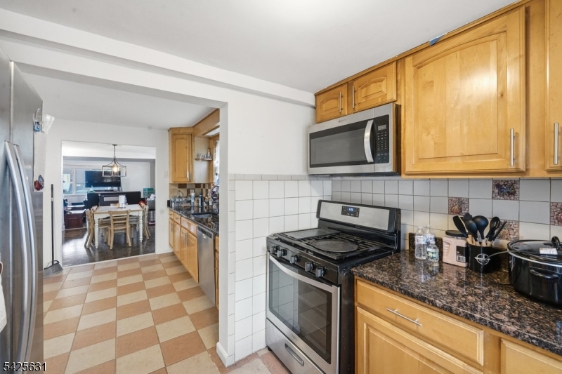 main property photo 16