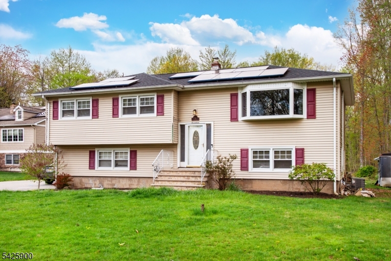 main property photo 30