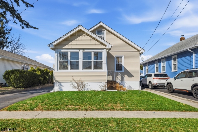 main property photo 30