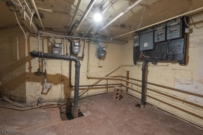 main property photo 41