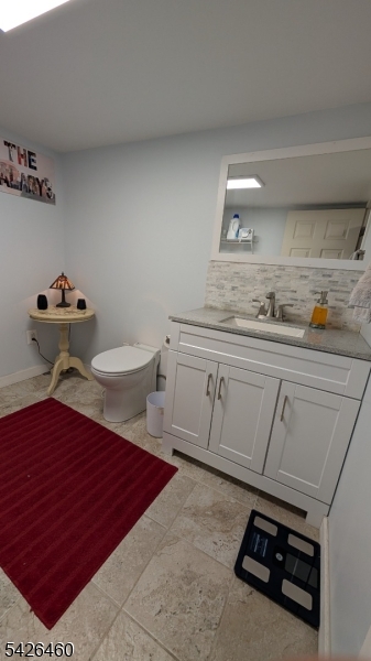 main property photo 23
