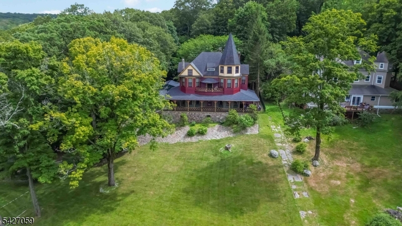 main property photo 41