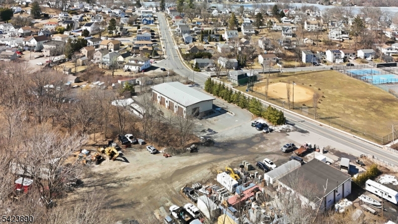 main property photo 36