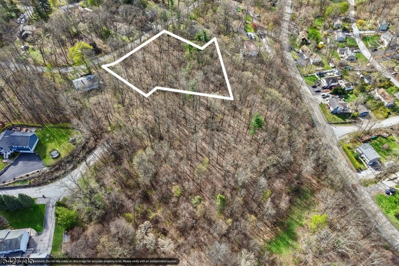 main property photo 14