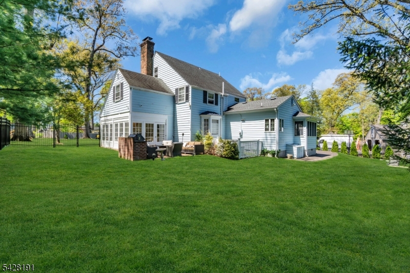 main property photo 46
