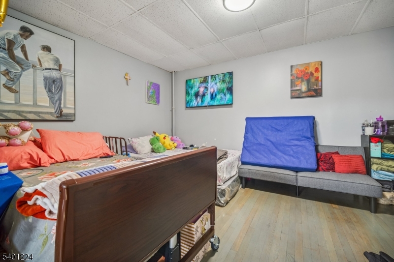 main property photo 26