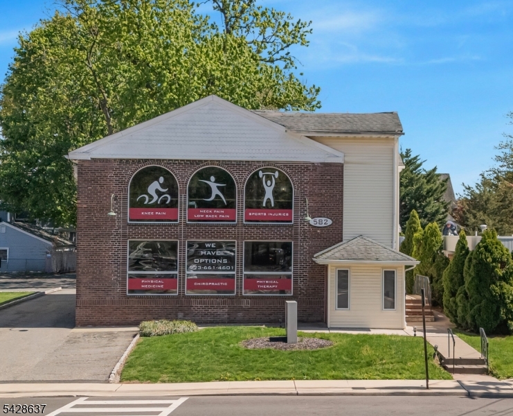 main property photo 32
