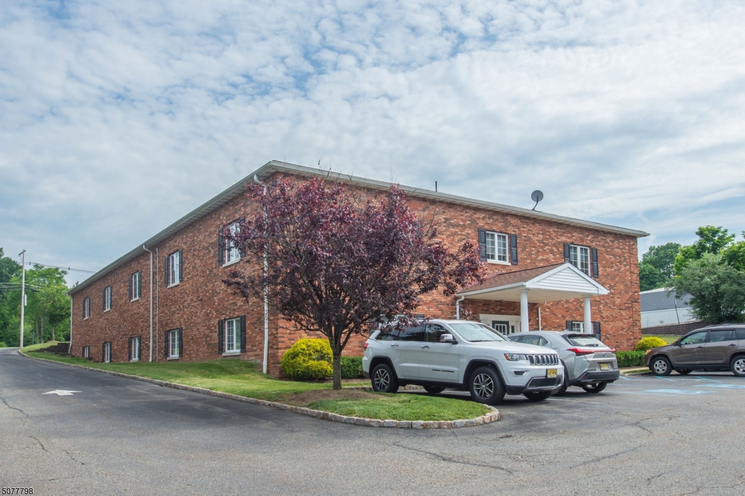 main property photo 18