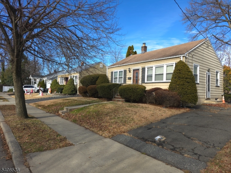 main property photo 22