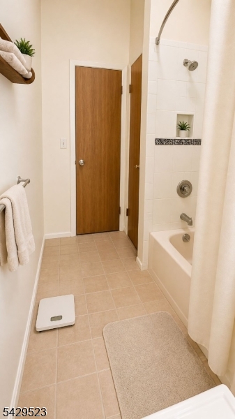 main property photo 19