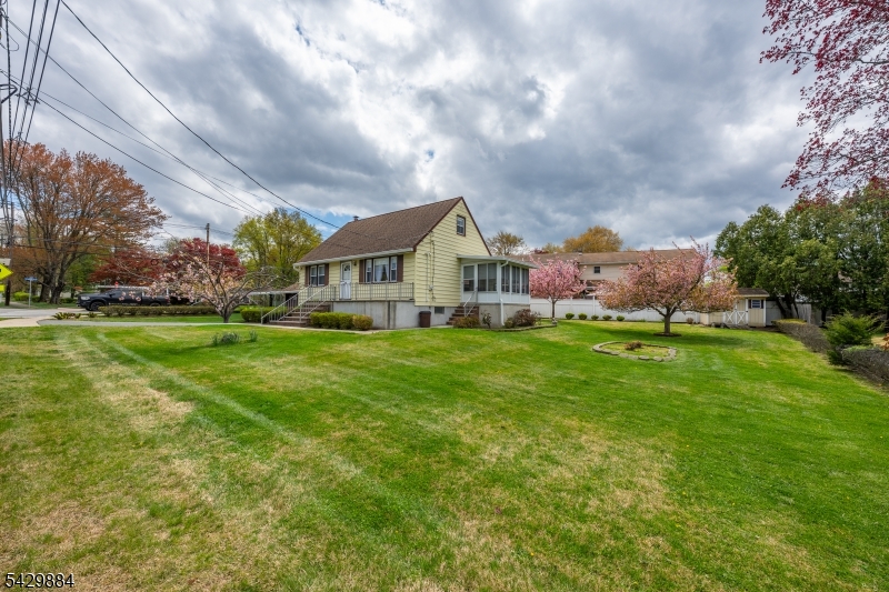 main property photo 22