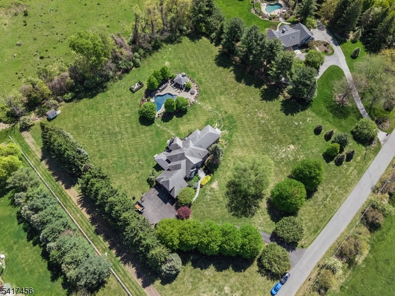 main property photo 43