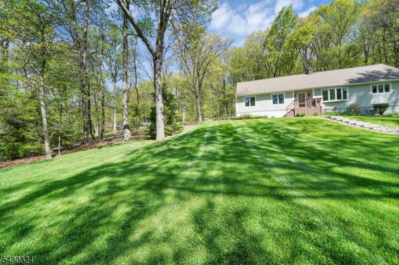 main property photo 31