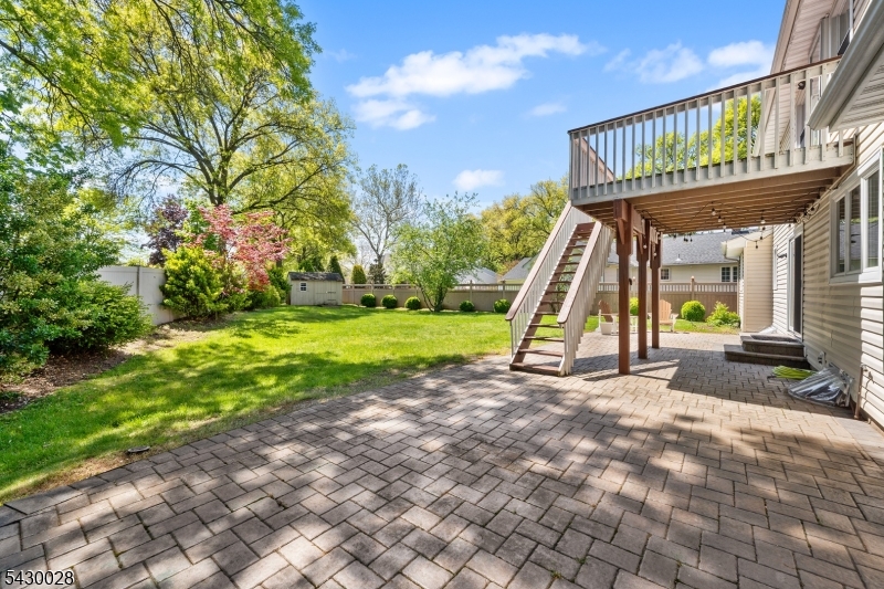 main property photo 41