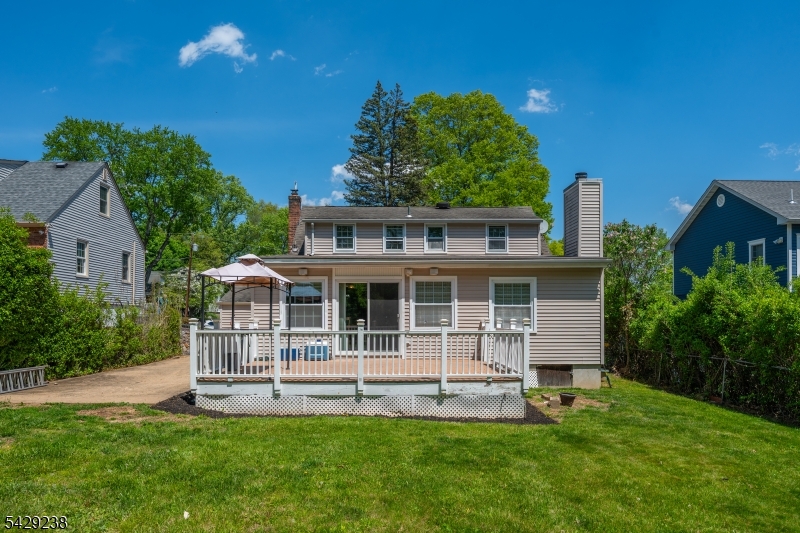 main property photo 32