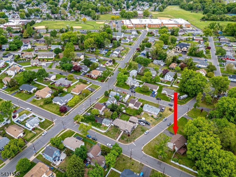 main property photo 33