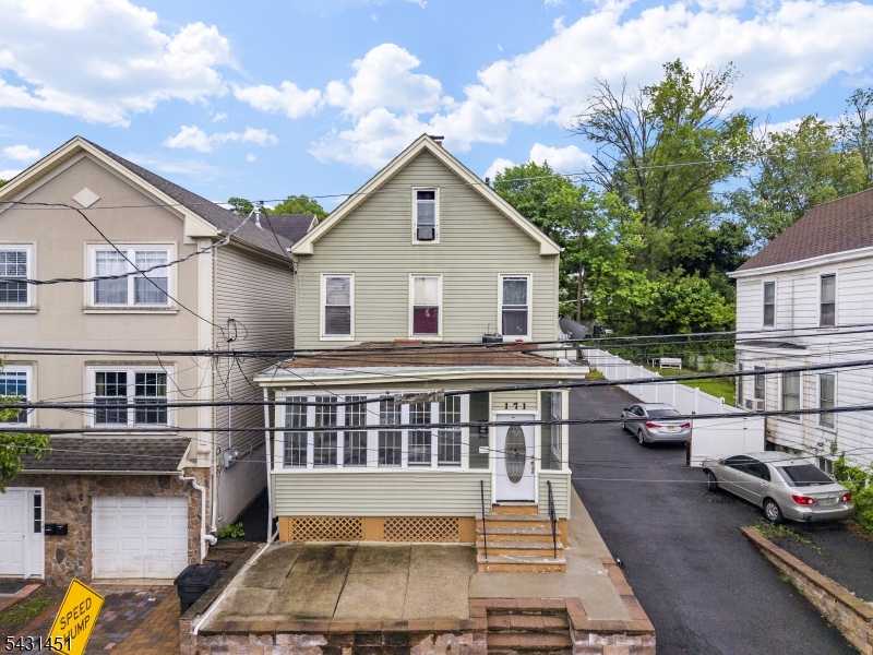 main property photo 14