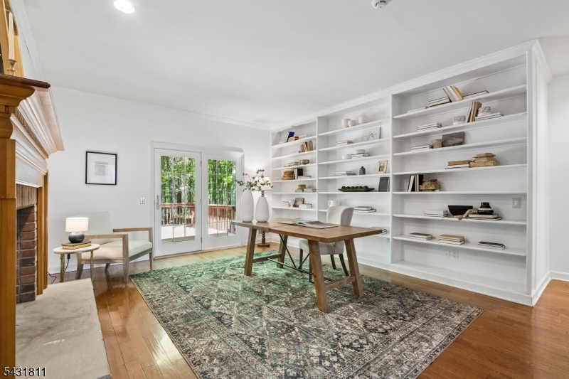 main property photo 16
