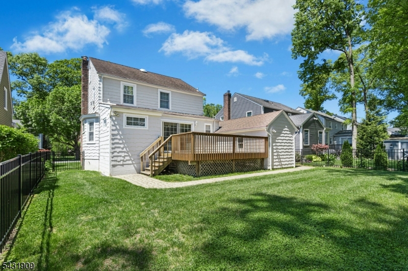 main property photo 21