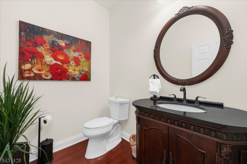 main property photo 12