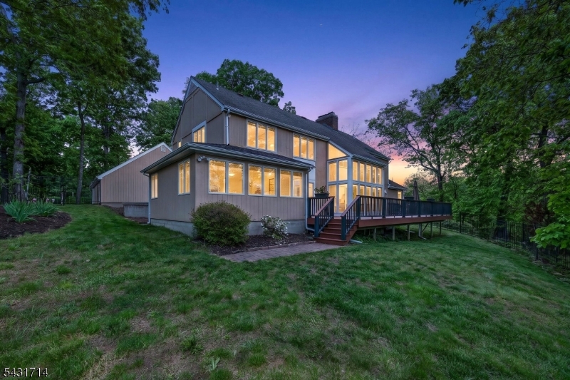 main property photo 45