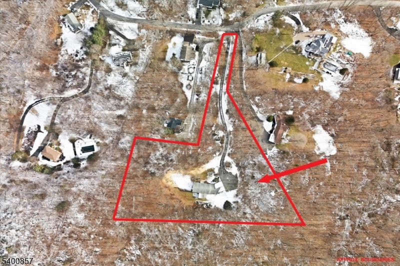 main property photo 48