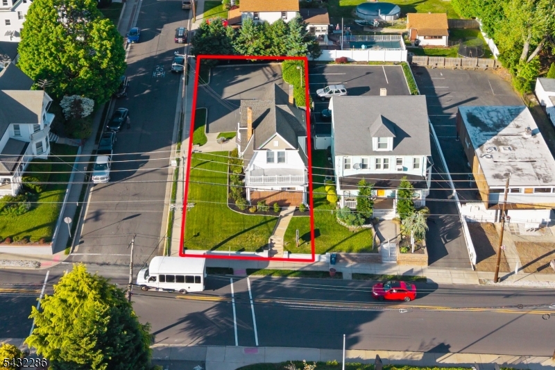 main property photo 12