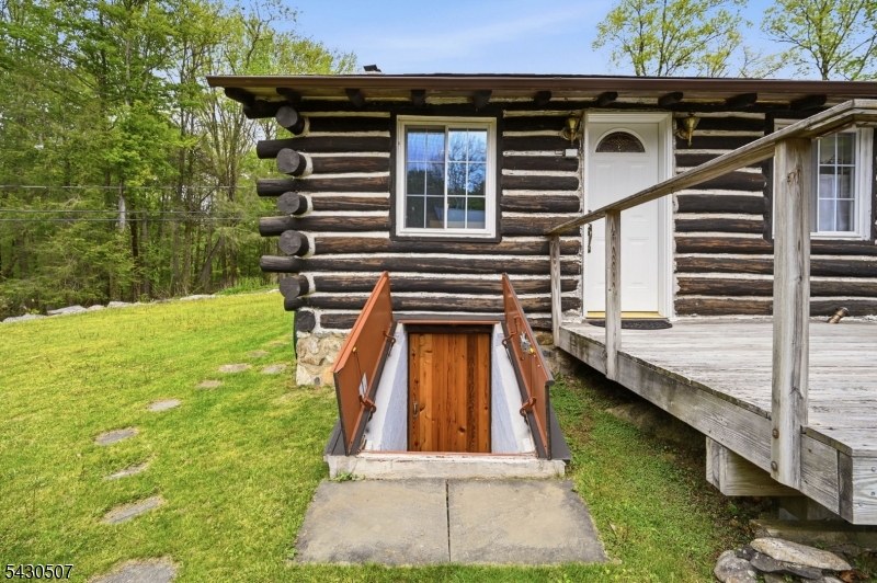 main property photo 15