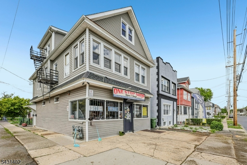 main property photo 27
