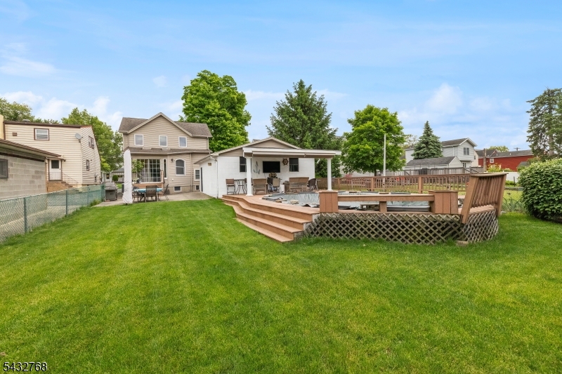 main property photo 25