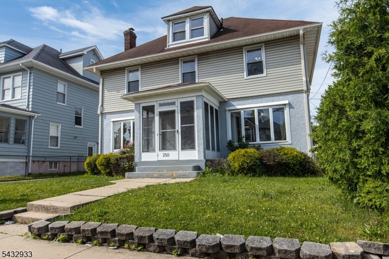 main property photo 45