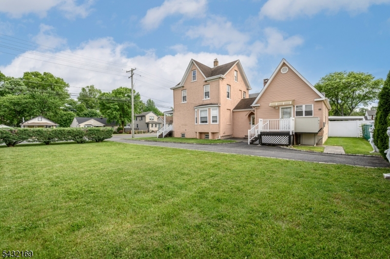 main property photo 41