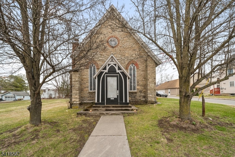 main property photo 39
