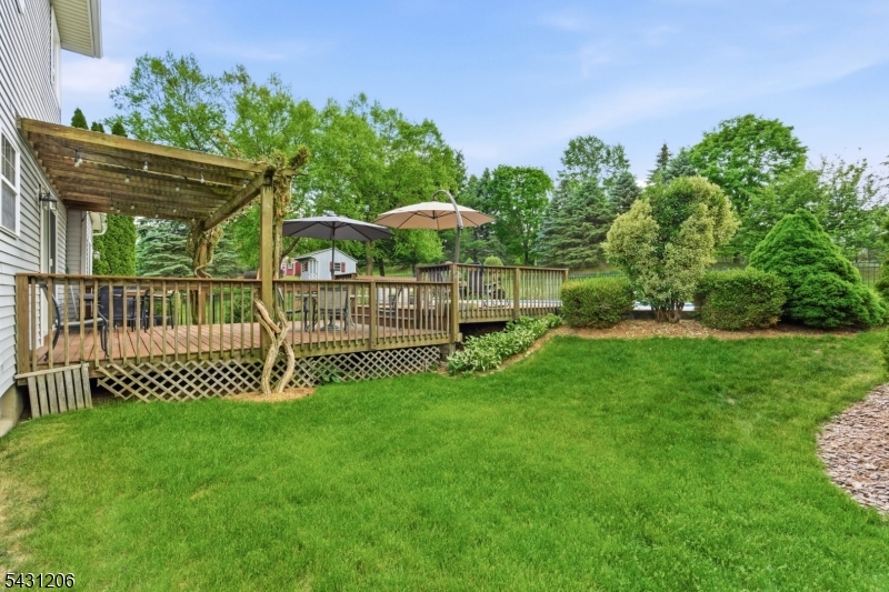 main property photo 33