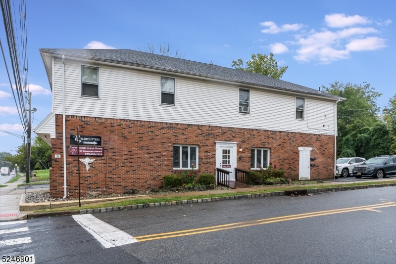 main property photo 20