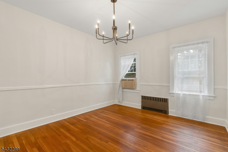property viewer photo 8