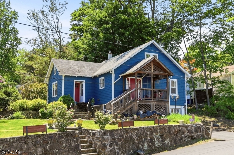 main property photo 42