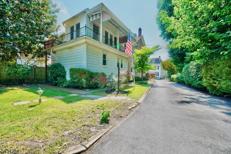 main property photo 38