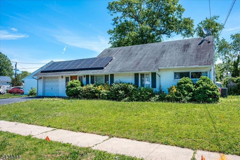 main property photo 13
