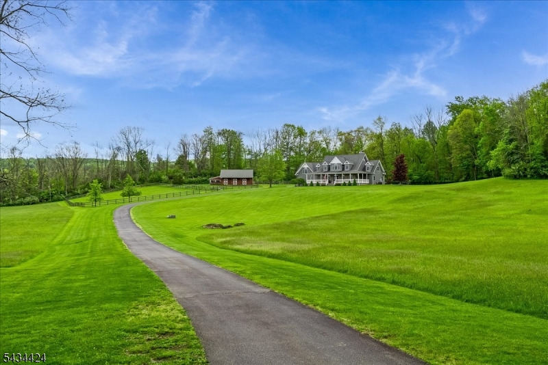 main property photo 42