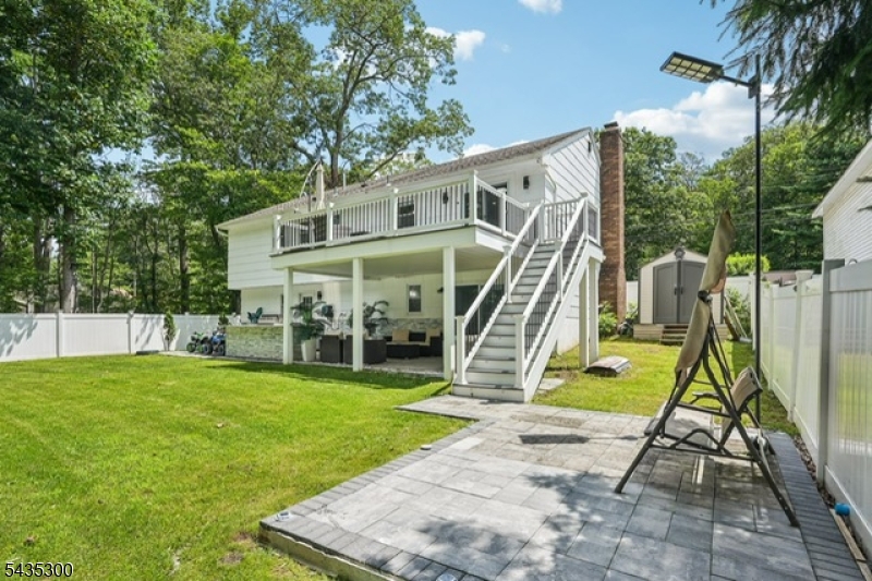 main property photo 39