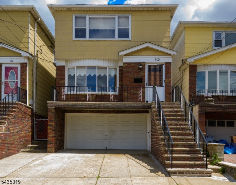 main property photo 49