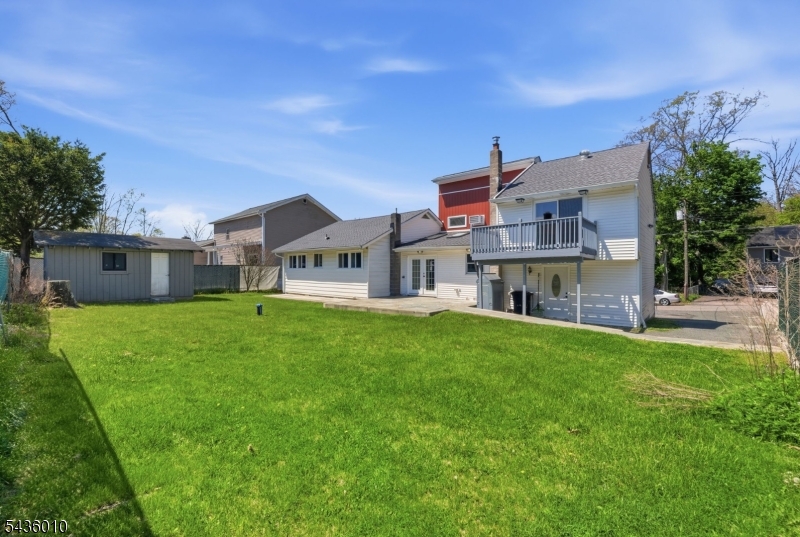 main property photo 30