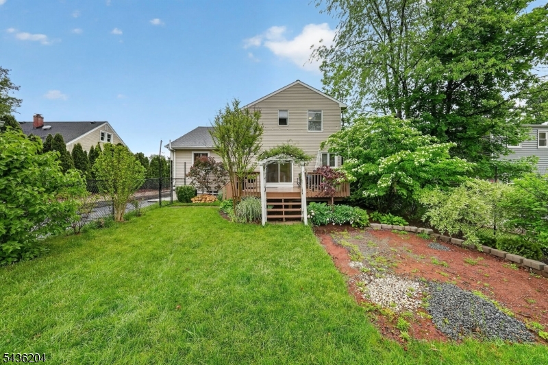main property photo 34