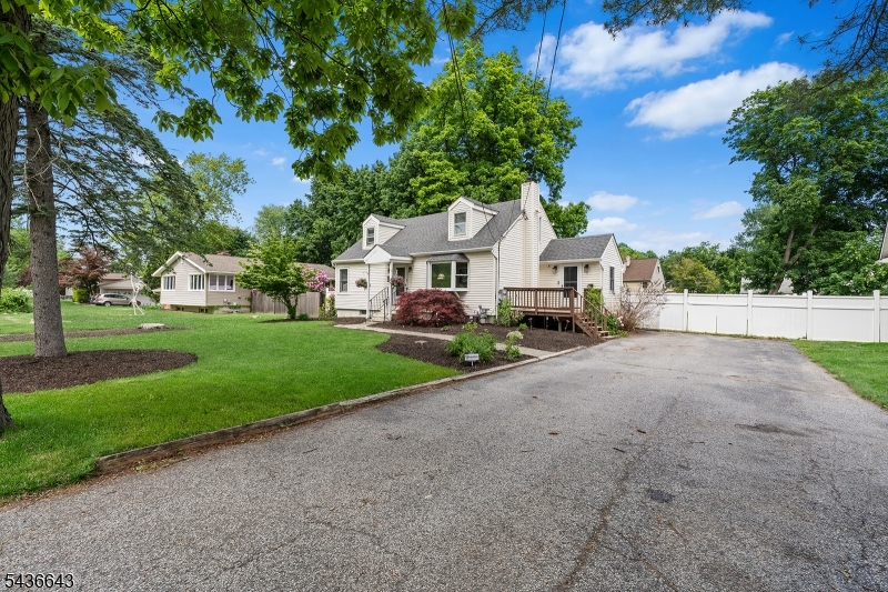 main property photo 31