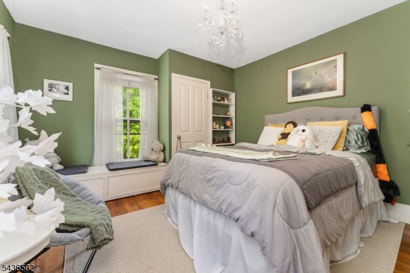 main property photo 20