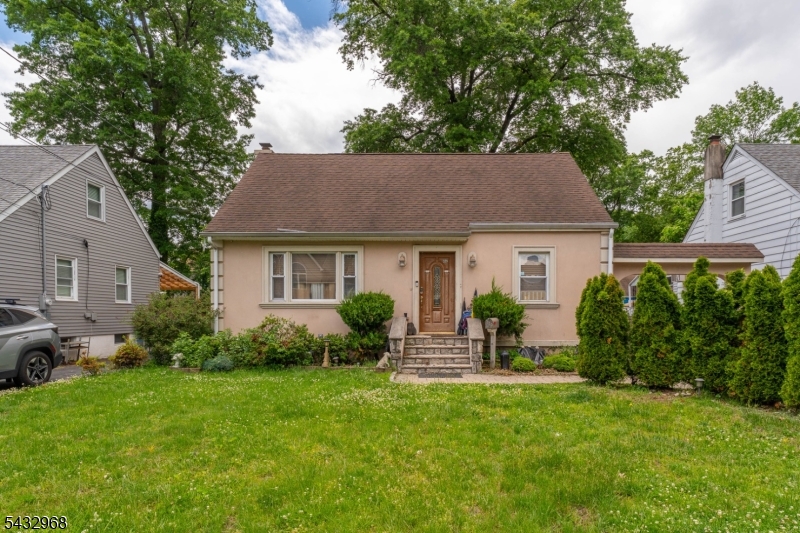 main property photo 11