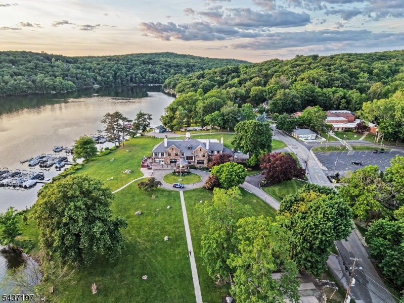 main property photo 47