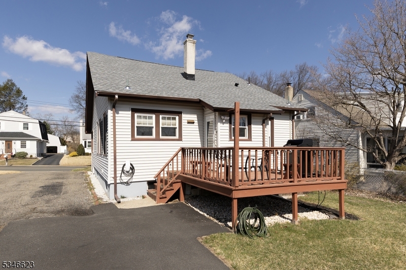 main property photo 19
